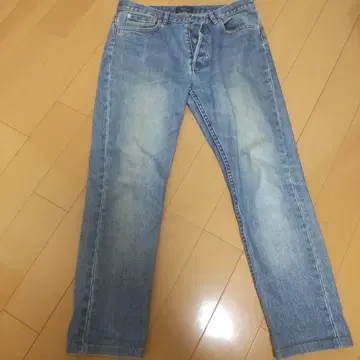 APC 쁘띠 뉴스탠다드 데님
