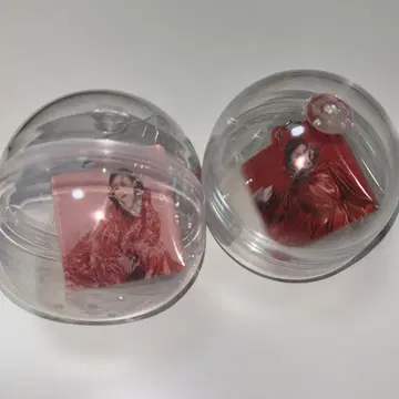 이쿠타 에리카 bitter candy 키링 가챠 2개 세트
