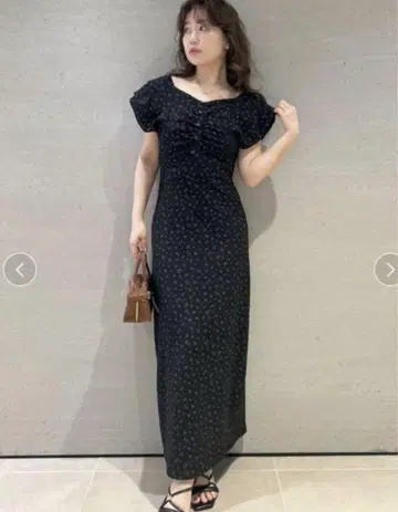릴리 브라운 2way 컷 자카드 원피스 플라워