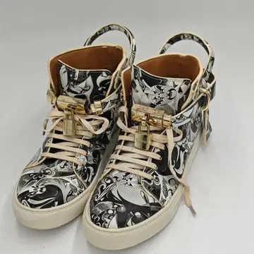 buscemi 스니커즈 부셰미