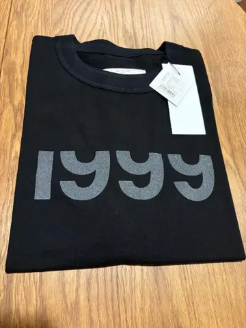 새상품 사카이 1999 T-shirt size.5