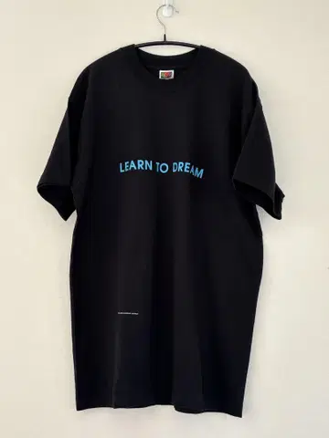 90s John Baldessari LEARN TO DREAM 티셔츠