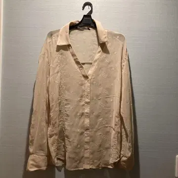 ZARA 아이보리 자수 긴팔 셔츠 M