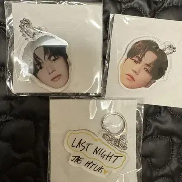TREASURE 재혁 캡슐 토이 컴프