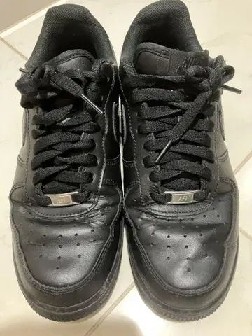 Air Force 1 블랙스 스니커즈