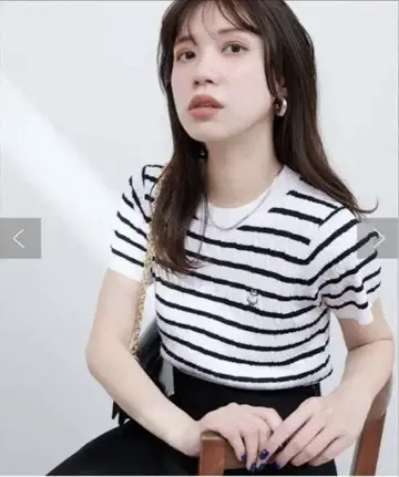 natural couture 애니멀 자수 케이블 반팔 니트