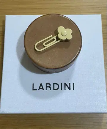 [최저가] 라르디니 클립형 부토니에르 라펠 핑 LARDINI 노랑