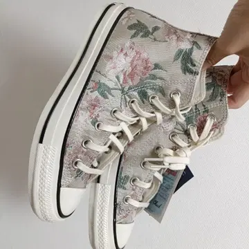 CONVERSE ALL STAR 꽃무늬 하이컷 스니커즈
