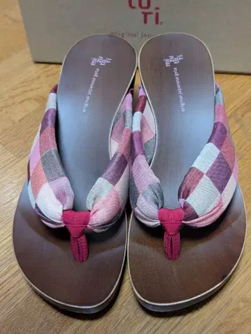 mizutori 체크 무늬 일본 나막신 핑크 계열
