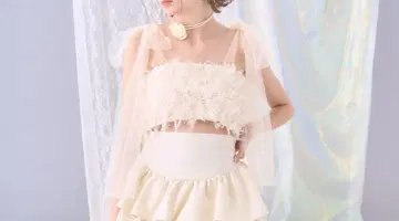 Lovilyn 리본 튤 뷔스티에 화이트