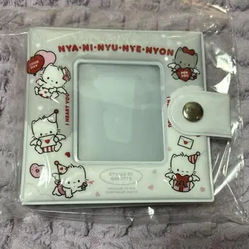 산리오 트레이딩 카드 케이스 냐니뉴녜뇽