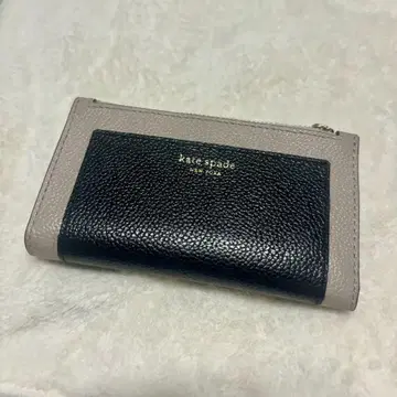 kate spade 접이식 지갑 블랙과 베이지