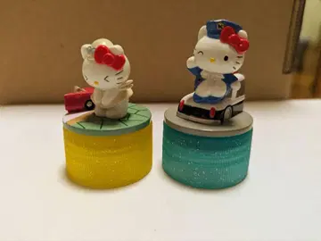 헬로키티 병뚜껑 2체 세트