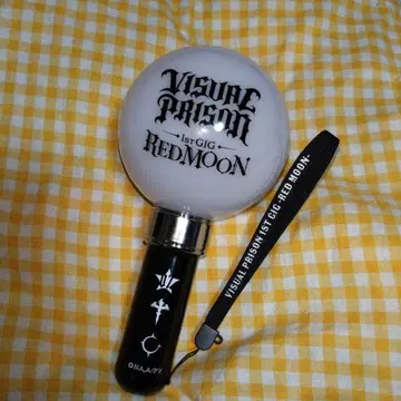 VISUAL PRISON 1st GIG RED MOON 응원봉