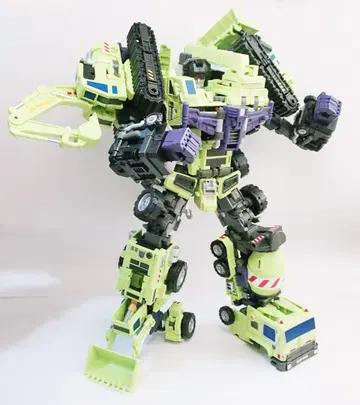 MAKETOYS 자이언트 타입61 그린 자이언트 데바스터?