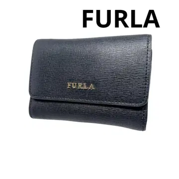 FURLA 3단 폴더형 지갑 블랙 가죽 컴팩트 세련된