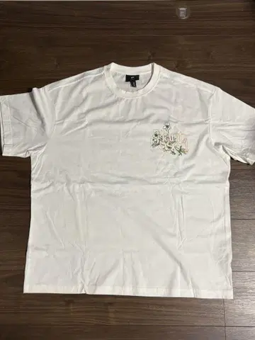 H&M 오리지널 프린트 티셔츠 L 화이트