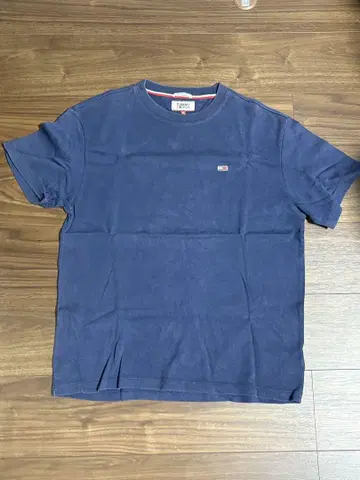 TOMMY JEANS 네이비 티셔츠 M 사이즈