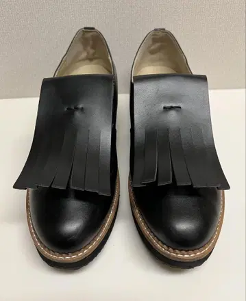ZUCCa 퀼트 슈즈 로퍼 블랙