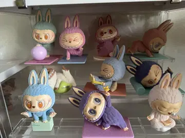 POPMART THE MONSTERS Lazy Yoga 시리즈