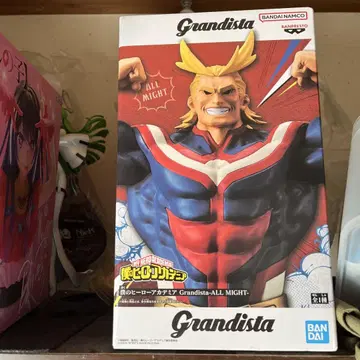 Grandista - ALL MIGHT 피규어