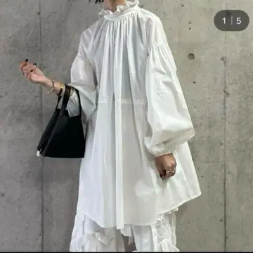 페르나 튜닉 블라우스 벌룬 스탠드 카라 F 사이즈