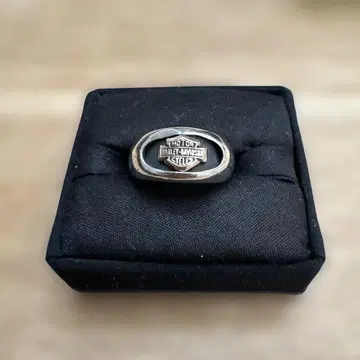 Harley-Davidson 로고 반지