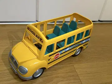 Calico Critters (미국판 실바니아)의 스쿨버스와 학교