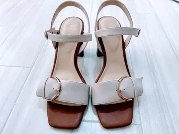 베이지 스퀘어토 샌들 sizeS