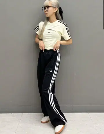 adidas 트랙 팬츠 사이즈 S