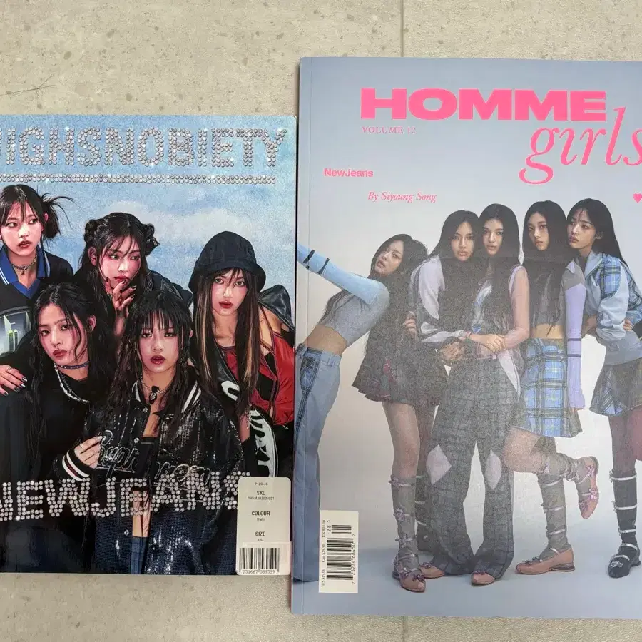 NEW JEANS | 뉴진스 New জিনs Magazine on Bunjang Global Site.