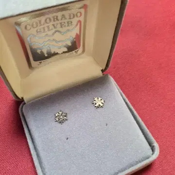 COLORADO SILVER 눈송이 귀걸이
