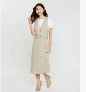 AMACA 다크 네이비 슬리브리스 원피스