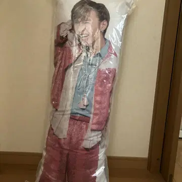 마네킹 나이트 피버 쿠션
