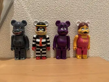 BE@RBRICK 베어브릭 맥도날드 4개 세트 150% 한정품