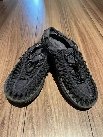 KEEN 유니크 샌들 여성용 블랙 23.5cm