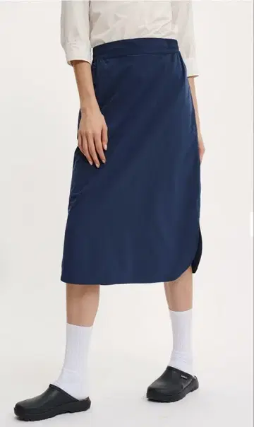 AIGLE 에글 스커트 네이비