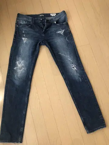 데미지 가공 슬림 스키니 블루 청바지