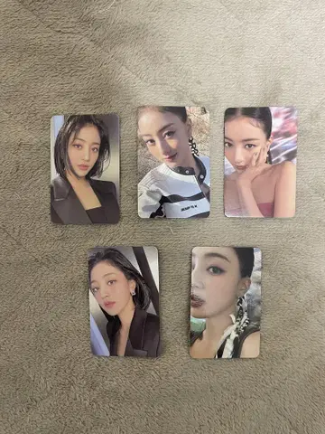 TWICE READY TO BE 트레이딩 카드