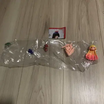 드레루 피규어 컬렉션 멀티 컬러