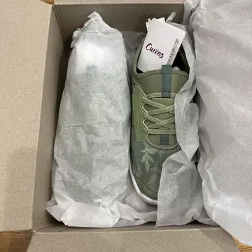 커브 슬립온 슈즈 24.0