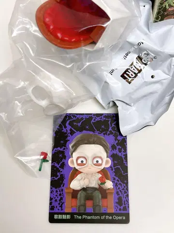 POP MART 오페라의 괴인 피규어