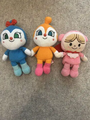 호빵맨 봉제 인형 세트(짤랑이, 코킨, 아카쨩)