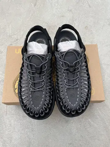 KEEN UNEKE (유니크) 샌들 27.5cm