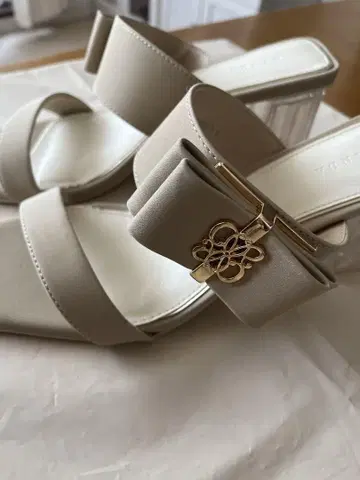 RANDA 샌들