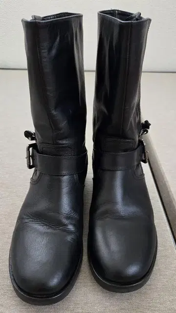 BALLY black calf plain 천연 가죽 부츠 사이즈 38