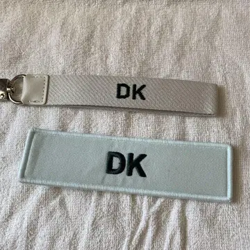 세븐틴 라이트 히어 와펜 스트랩 DK 도겸