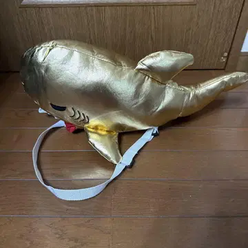 골드 상어 모양 봉제 인형 백팩