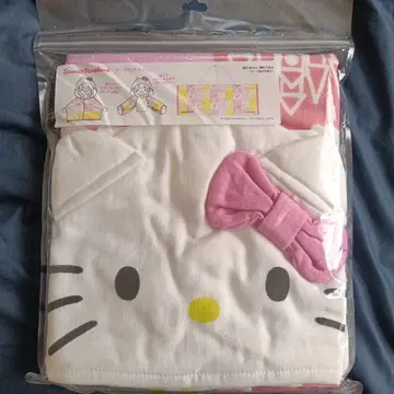 헬로키티 후드 부착 타월 약 60cm x 약 150cm