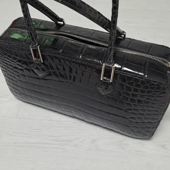 Krystalren crocodile bag